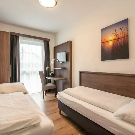 Apartment Centre *